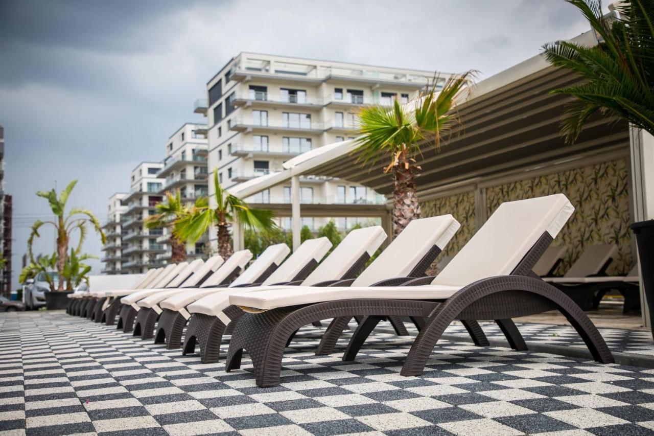Almar Lake View Boutique H Adults Only Mamaia Exterior photo