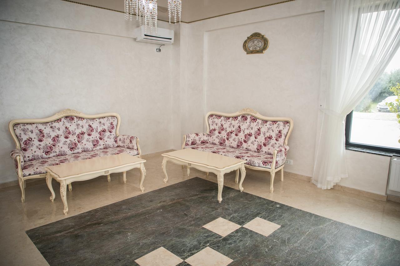 Almar Lake View Boutique H Adults Only Mamaia Exterior photo